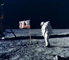 人类登月宇航员爆料视频,宇航员亲述登月内幕  第2张